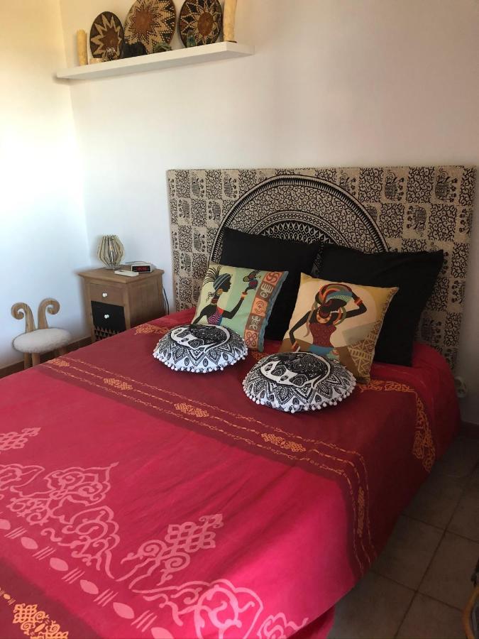 Logement Zen Sur La Colline Aux Mimosas Hyères Esterno foto